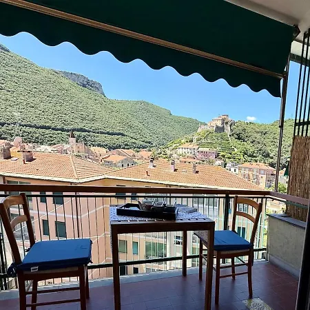 Dimora Concept - Castle View Finalborgo *